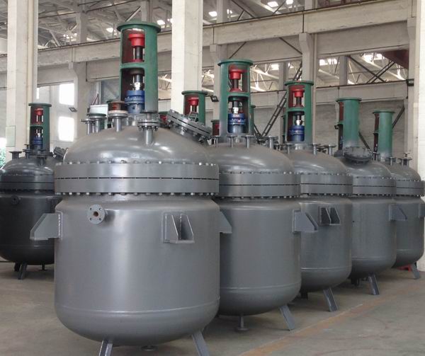 蒸汽加熱反應(yīng)釜、導(dǎo)熱油循環(huán)加熱反應(yīng)釜